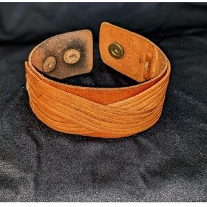 Vintage Leather Bracelet Crisscross Wide Cuff Snap Closure